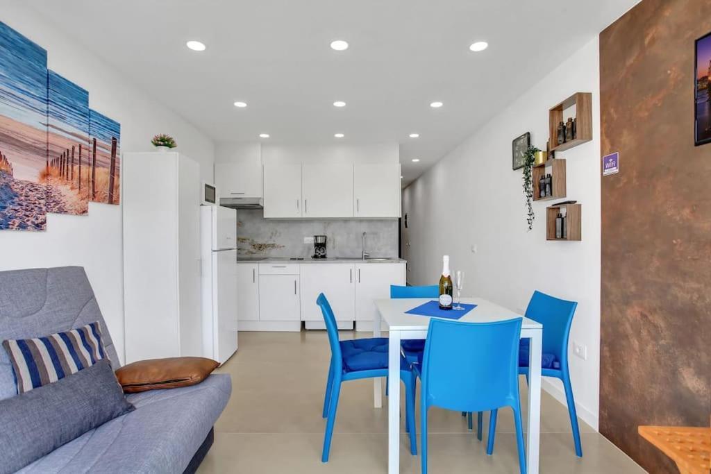Studio In Torres Del Sol Griffin Near The Beach Arona  Exterior foto